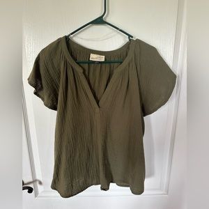 Universal Threads Top